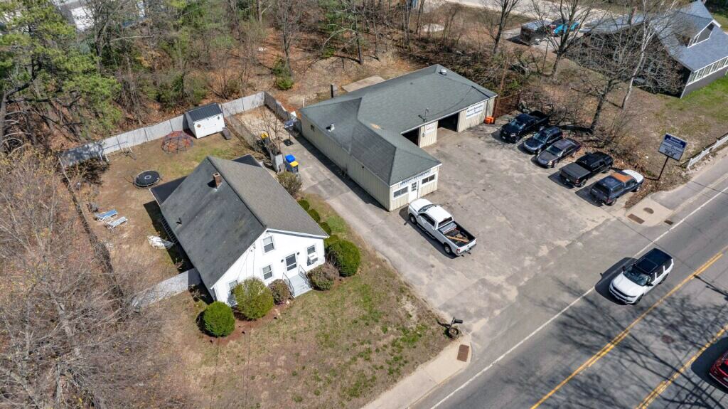 54 Lowell Rd, Hudson, NH à vendre Photo du bâtiment- Image 1 de 30