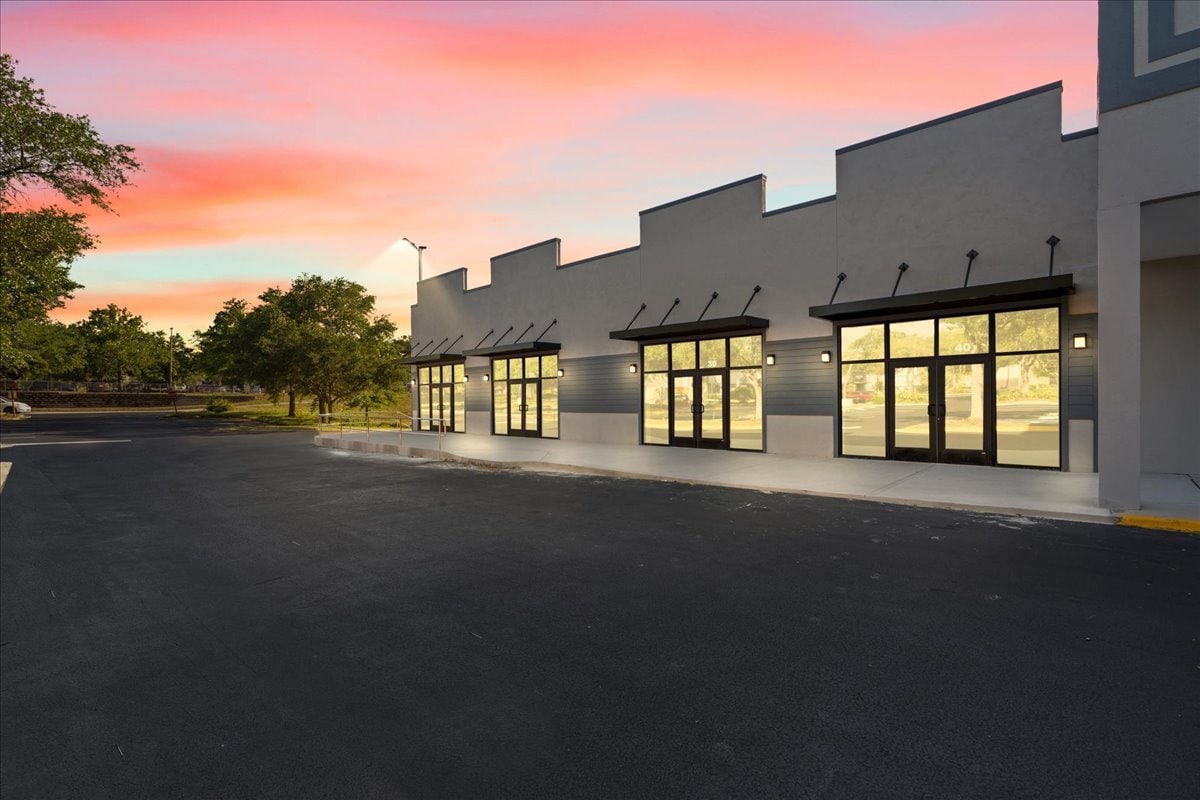 2620-2630 NW 13th St, Gainesville, FL for lease Primary Photo- Image 1 of 27