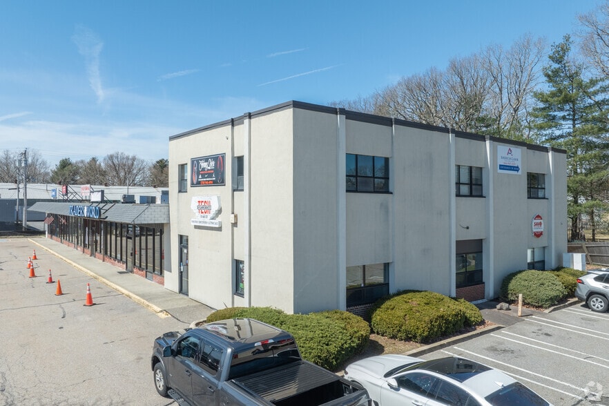 721 Belmont St, Brockton, MA for lease - Building Photo - Image 1 of 4