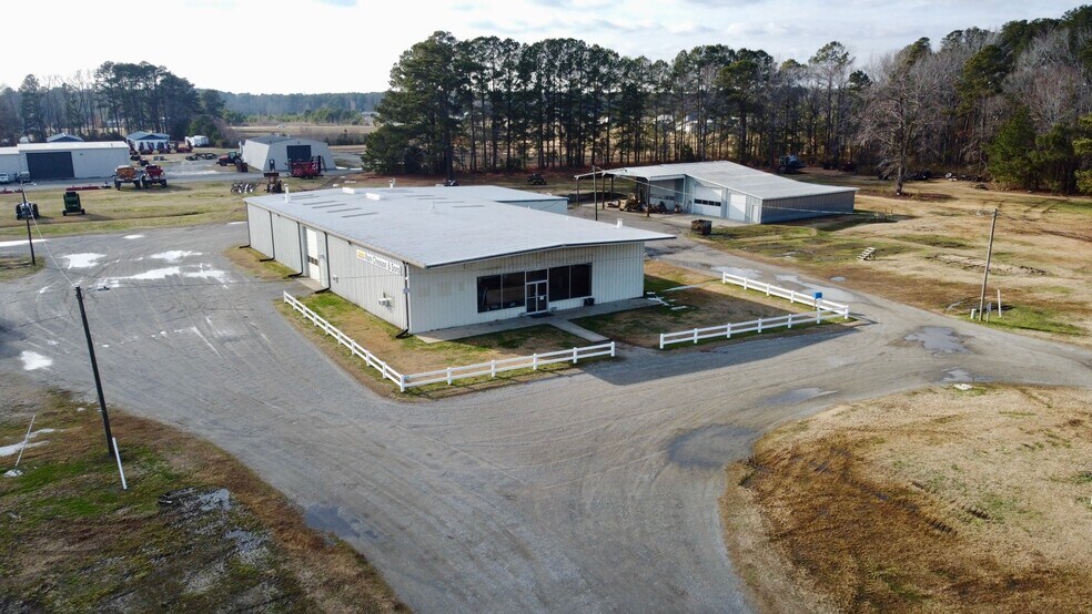 101 Chesson Dr, Williamston, NC à vendre - Photo du bâtiment - Image 2 de 2