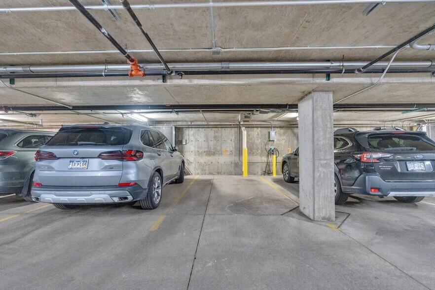 1950 W Littleton Blvd, Littleton, CO à vendre - Photo du bâtiment - Image 3 de 22