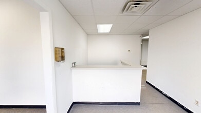 11222 St Johns Ind Pky, Jacksonville, FL à louer Numérisation 3D de Matterport- Image 1 de 4