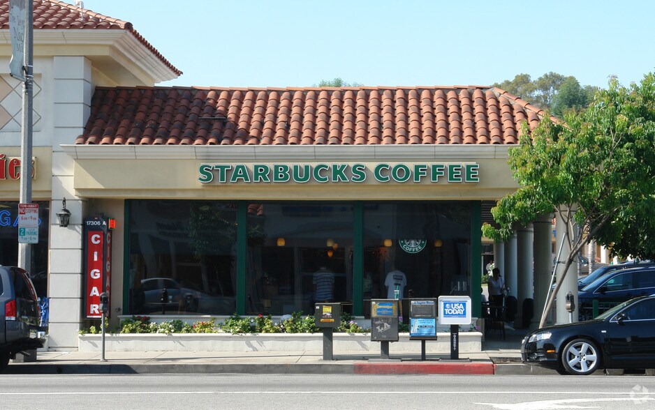 17300-17308 Ventura Blvd, Encino, CA for sale - Building Photo - Image 3 of 12