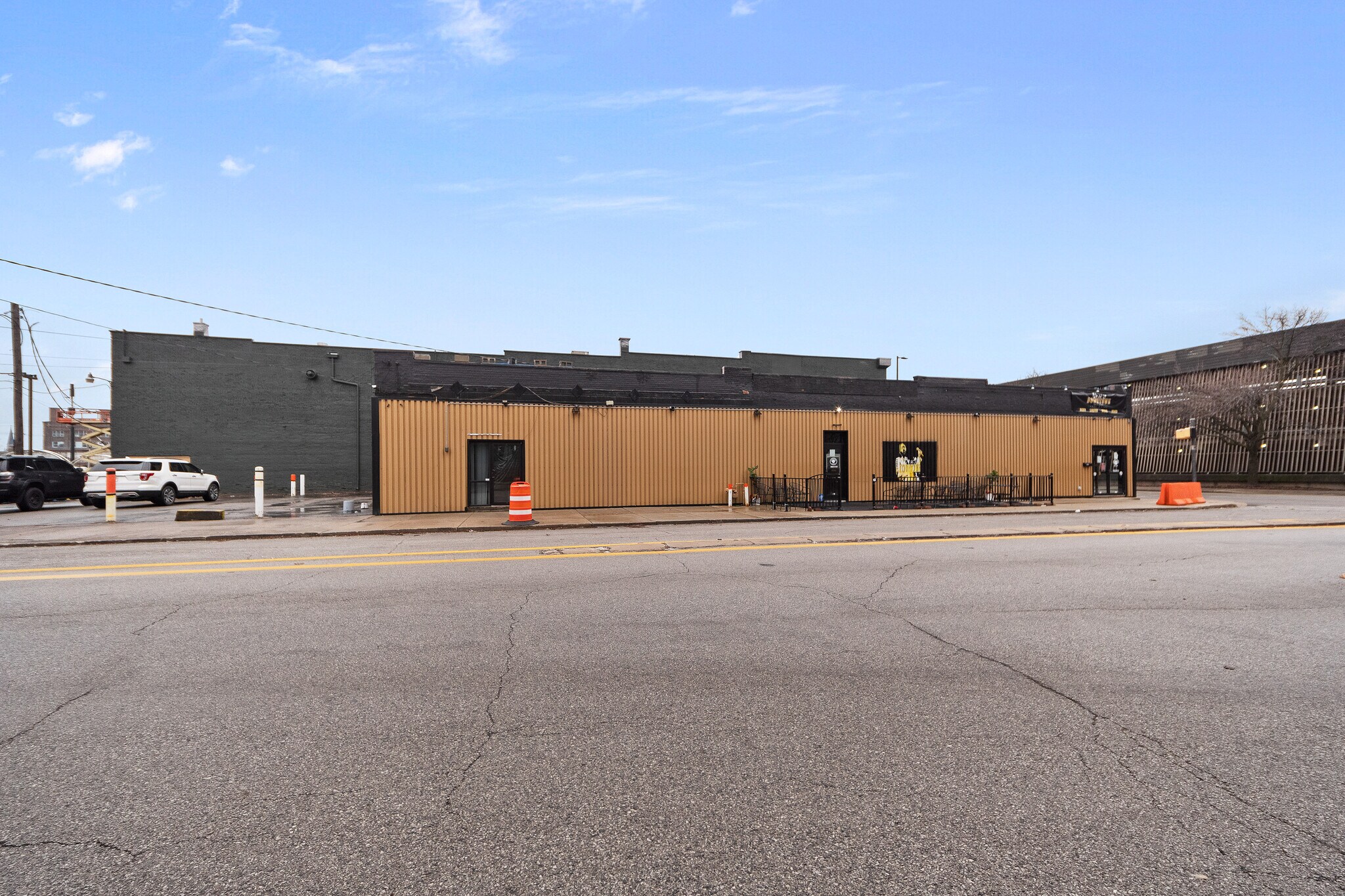 1407 S Calhoun St, Fort Wayne, IN à vendre Photo du bâtiment- Image 1 de 30