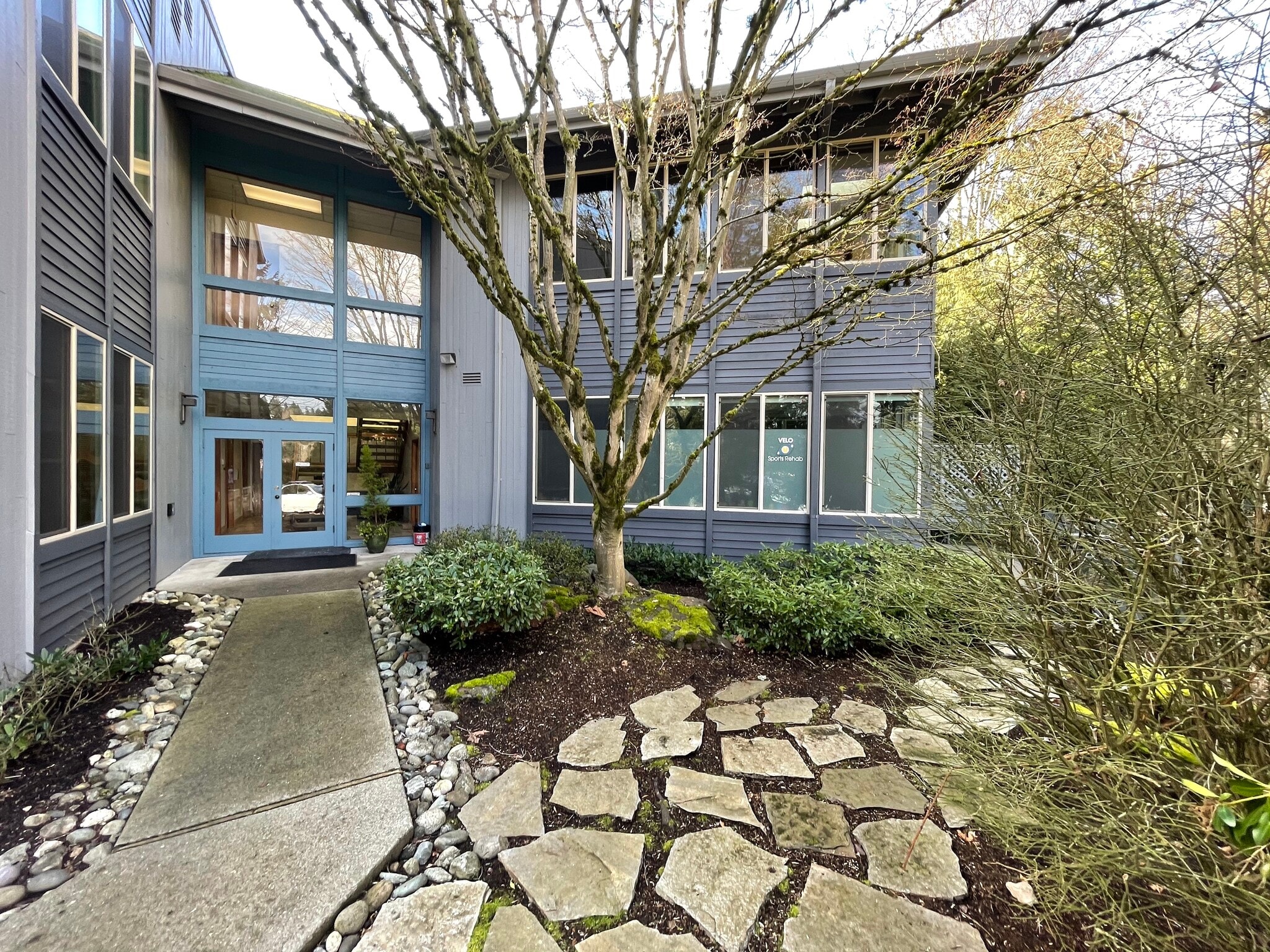 1940 116th Ave NE, Bellevue, WA for lease Primary Photo- Image 1 of 6