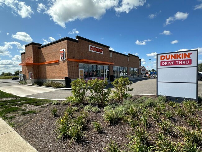 Plus de détails pour 320 W Chrysler Dr, Belvidere, IL - Commerce de détail à louer