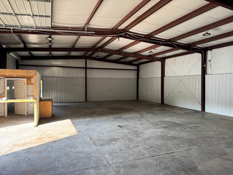 1302 US 41 N, Calhoun, GA à louer - Photo du bâtiment - Image 2 de 4