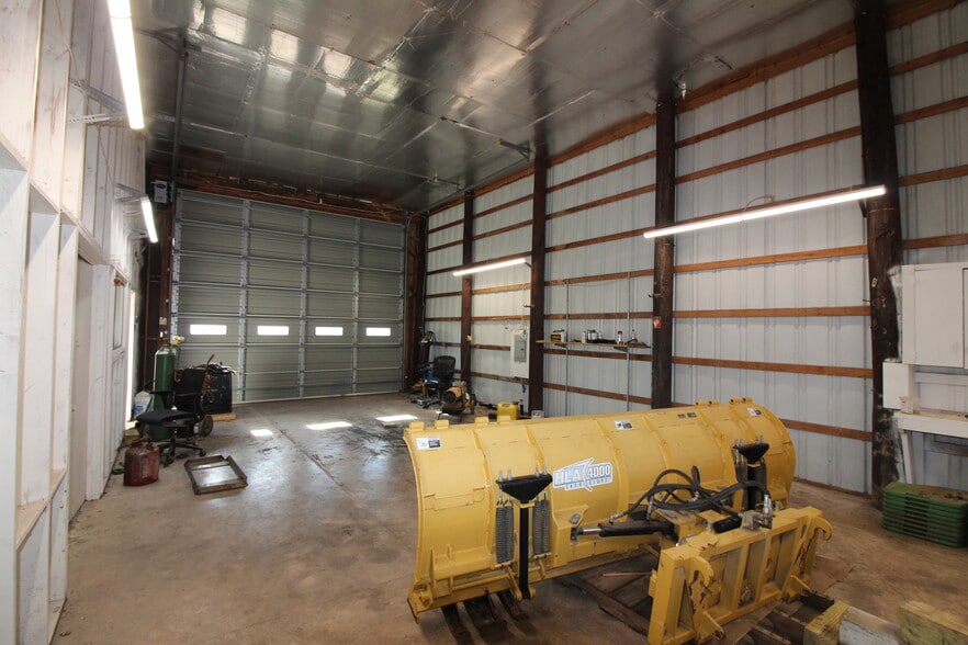 1116B NJ-12 St, Frenchtown, NJ for lease - Building Photo - Image 2 of 7