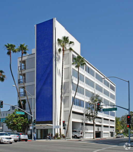 8671 Wilshire Blvd, Beverly Hills, CA à louer - Photo du b timent - Image 2 de 10