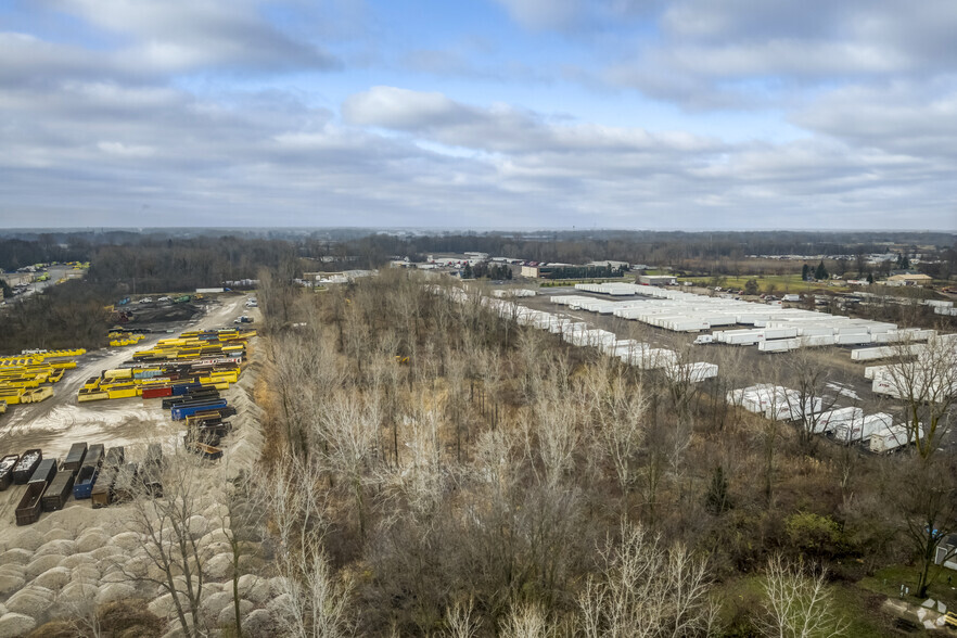 28370 Beverly Rd, Romulus, MI for sale - Aerial - Image 3 of 3