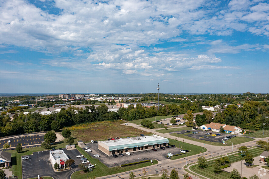 1104-1124 Kemper Meadow Dr, Forest Park, OH for lease - Aerial - Image 3 of 4