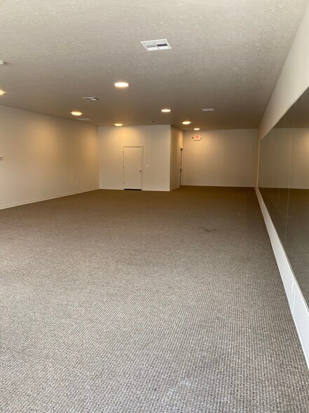 1070 W Main St, Middleton, ID for lease - Building Photo - Image 3 of 5