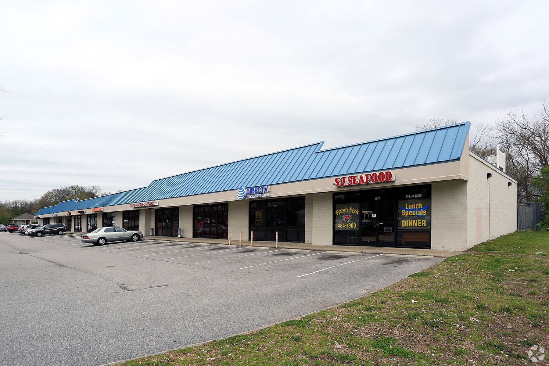 3546-3590 Towne Point Rd, Portsmouth, VA for lease Primary Photo- Image 1 of 8