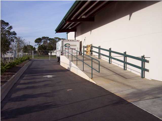 86 Eglin Pky, Fort Walton Beach, FL for lease - Building Photo - Image 3 of 7