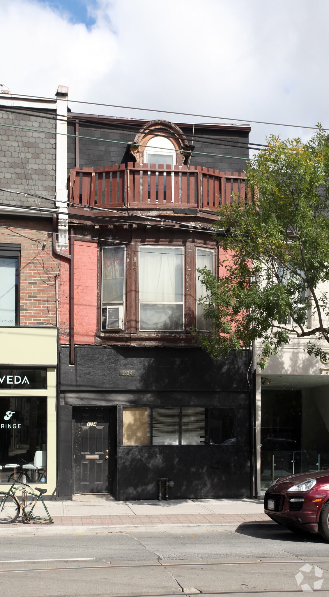 1334 Queen St W, Toronto, ON à vendre Photo principale- Image 1 de 1
