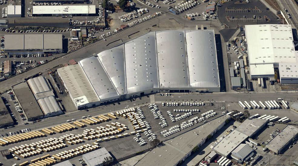 180-222 Napoleon St, San Francisco, CA for lease - Building Photo - Image 2 of 9