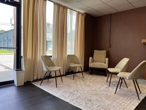 500 Main St, South Shore, KY for lease Interior Photo- Image 2 of 2