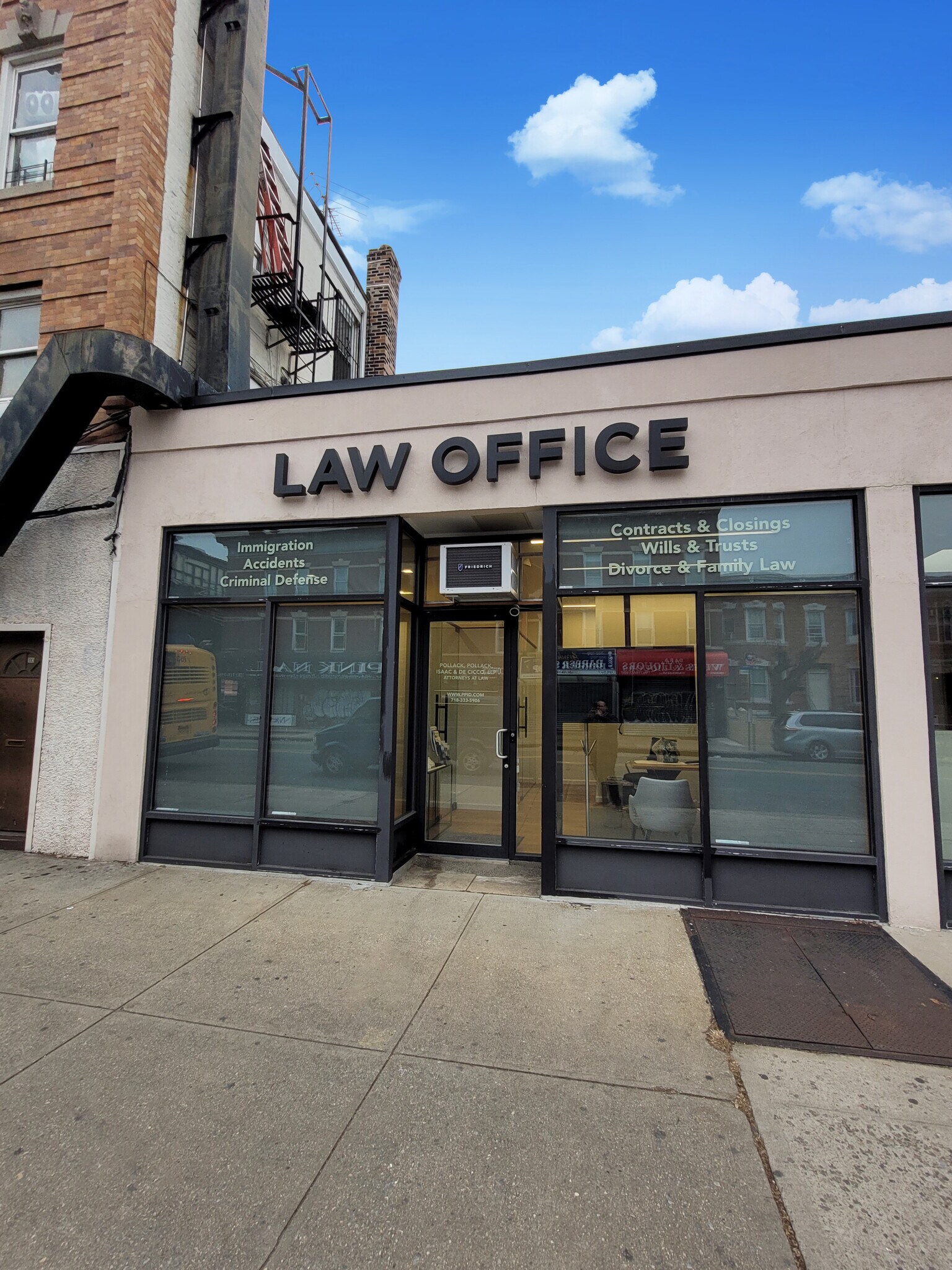 1117 McDonald Ave, Brooklyn, NY à louer Photo principale- Image 1 de 4