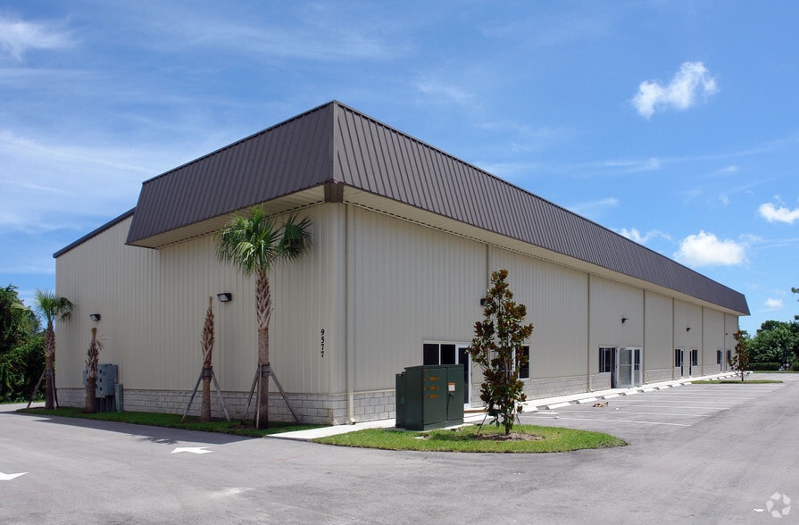 9577 Gator Dr, Sebastian, FL for lease - Building Photo - Image 2 of 4
