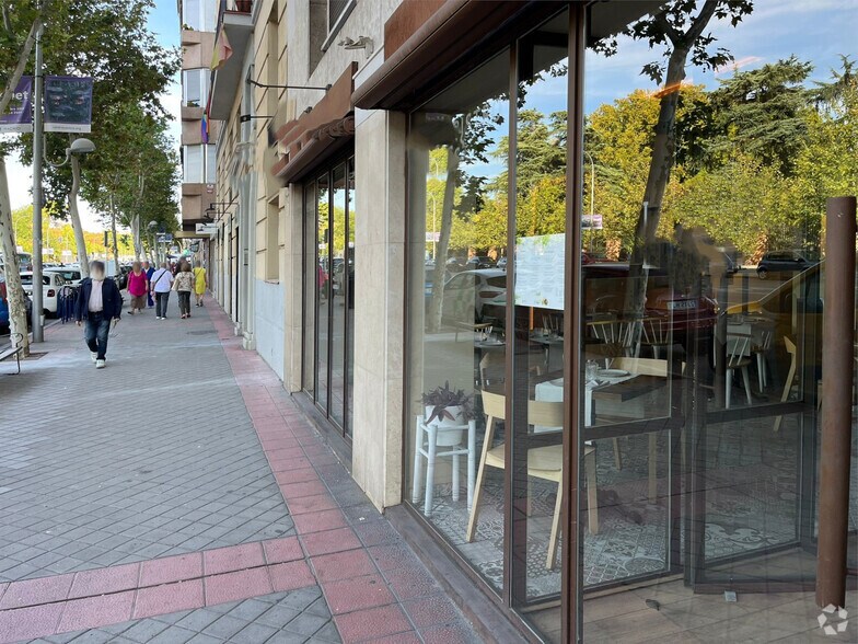 Retail in Madrid, Madrid for lease - Interior Photo - Image 1 of 1