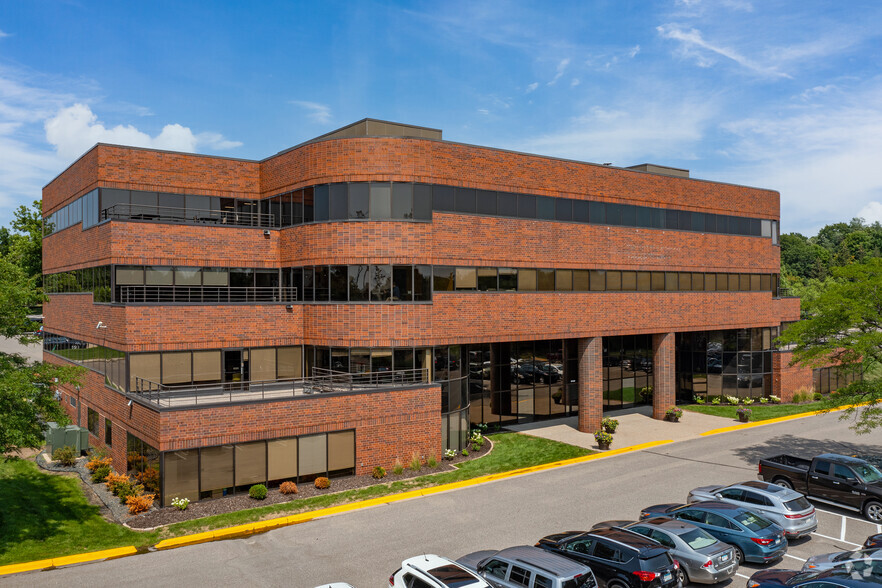 6442 City West Pky, Eden Prairie, MN for lease - Primary Photo - Image 1 of 10