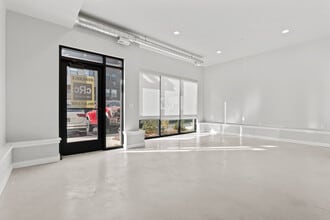 12251 S 900 E, Draper, UT for lease Interior Photo- Image 1 of 6