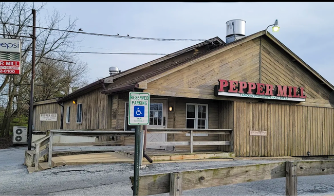 Plus de détails pour 813 N Chester Pike, West Chester, PA - Commerce de détail à vendre