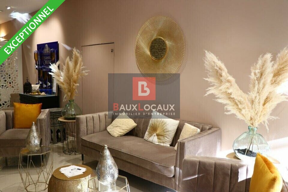 Retail in Cavaillon for sale Building Photo- Image 1 of 13