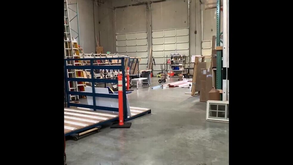 2600 Willamette Dr NE, Lacey, WA à vendre - Vidéo sur l’inscription commerciale - Image 2 de 7