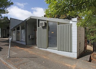 Plus de détails pour 348 SE Jackson St, Roseburg, OR - Bureau/Commerce de détail à louer