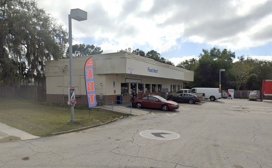 1412 Memorial Dr, Avon Park, FL for lease - Building Photo - Image 1 of 3