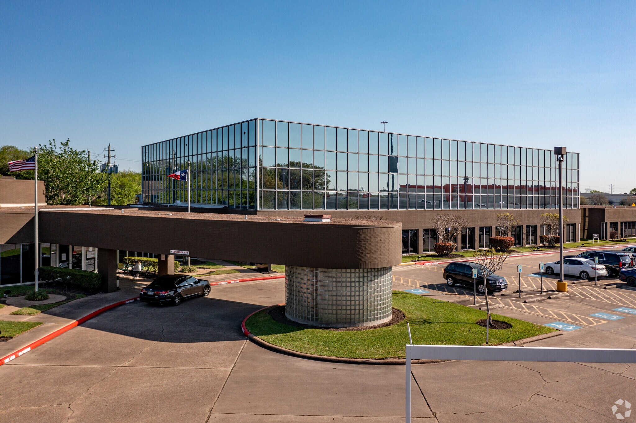 3737-3743 Red Bluff Rd, Pasadena, TX à louer Photo principale- Image 1 de 19