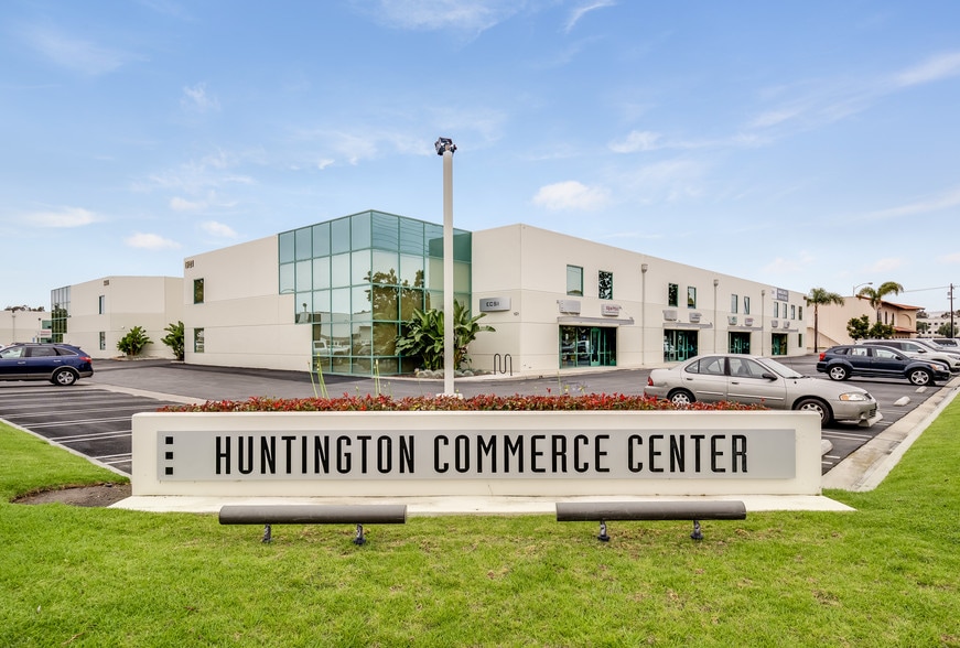 5445 Oceanus Dr, Huntington Beach, CA for lease - Building Photo - Image 3 of 13