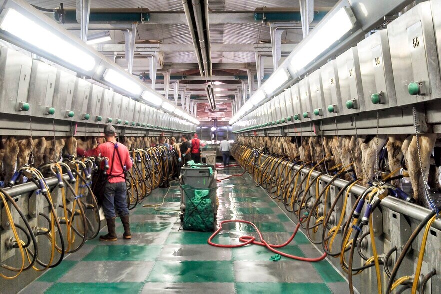 9801 US-50, Syracuse, KS à vendre - Photo du bâtiment - Image 3 de 12