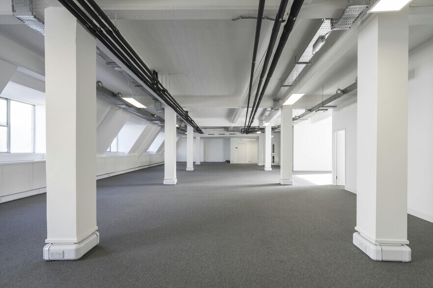 24-26 Baltic St W, London for lease - Interior Photo - Image 2 of 21