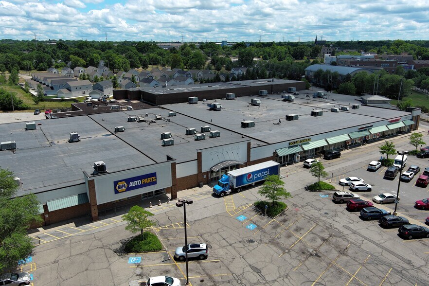 6541-6801 Broadway Ave, Cleveland, OH à louer - Photo du bâtiment - Image 3 de 15