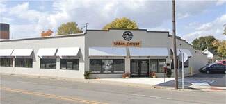 Plus de détails pour 135 E Broadway St, Fortville, IN - Commerce de détail à vendre