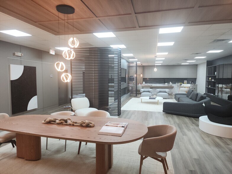 601 N Magnolia Ave, Orlando, FL à louer - Photo du bâtiment - Image 2 de 9