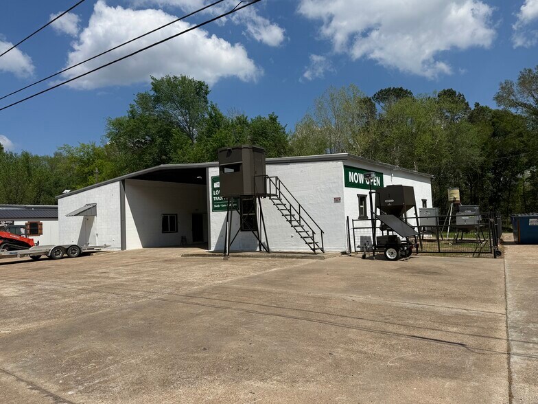8192 TX-19, Trinity, TX à louer - Photo du bâtiment - Image 1 de 4