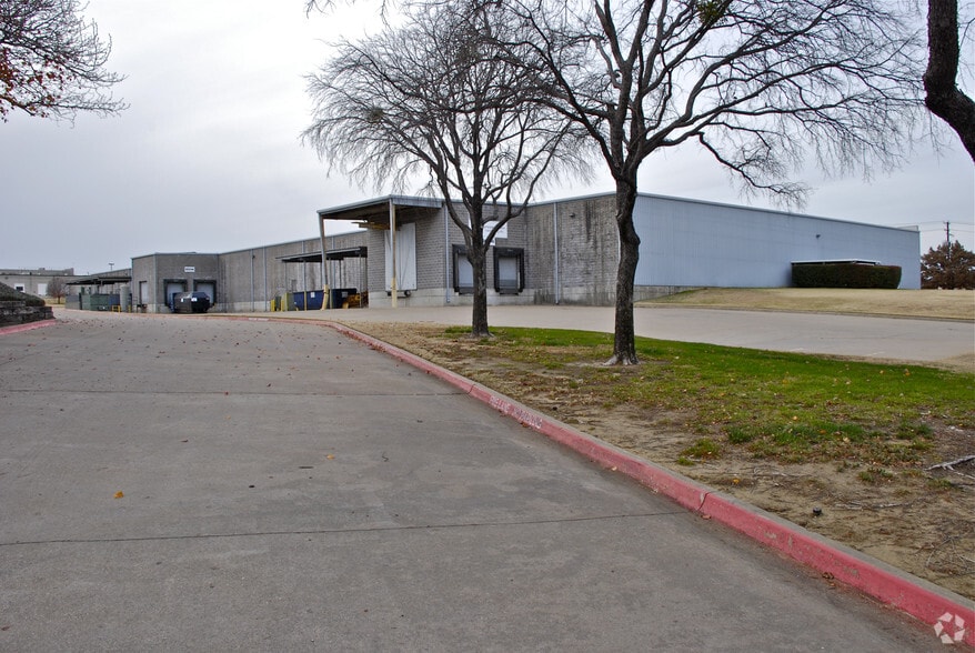 1470 Avenue T, Grand Prairie, TX for sale - Building Photo - Image 2 of 4