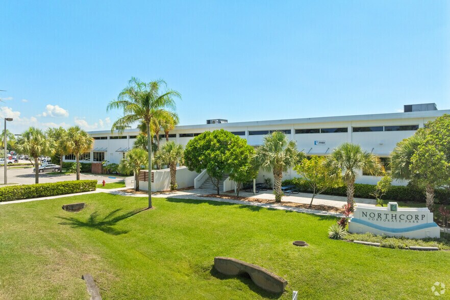 3910-3980 RCA Blvd, Palm Beach Gardens, FL à louer - Photo du bâtiment - Image 1 de 20