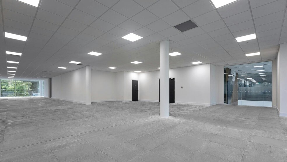 Parkway, Fareham for lease - Building Photo - Image 2 of 13