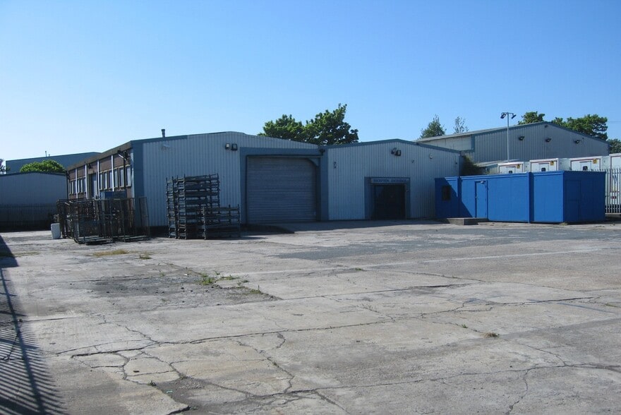 801A London Rd, Grays à vendre - Photo du bâtiment - Image 2 de 3