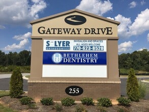 255 Gateway Dr, Bethlehem, GA for lease Interior Photo- Image 2 of 15