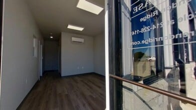 6815 Rendon Bloodworth Rd, Fort Worth, TX for lease Interior Photo- Image 2 of 8