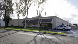 Plus de détails pour 3530 W Garry Ave, Santa Ana, CA - Industriel à vendre