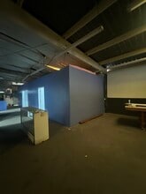 15150 Slover Ave, Fontana, CA à louer Photo intérieure- Image 2 de 7