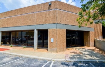 403 E Ramsey Rd, San Antonio, TX à louer Photo du bâtiment- Image 2 de 5