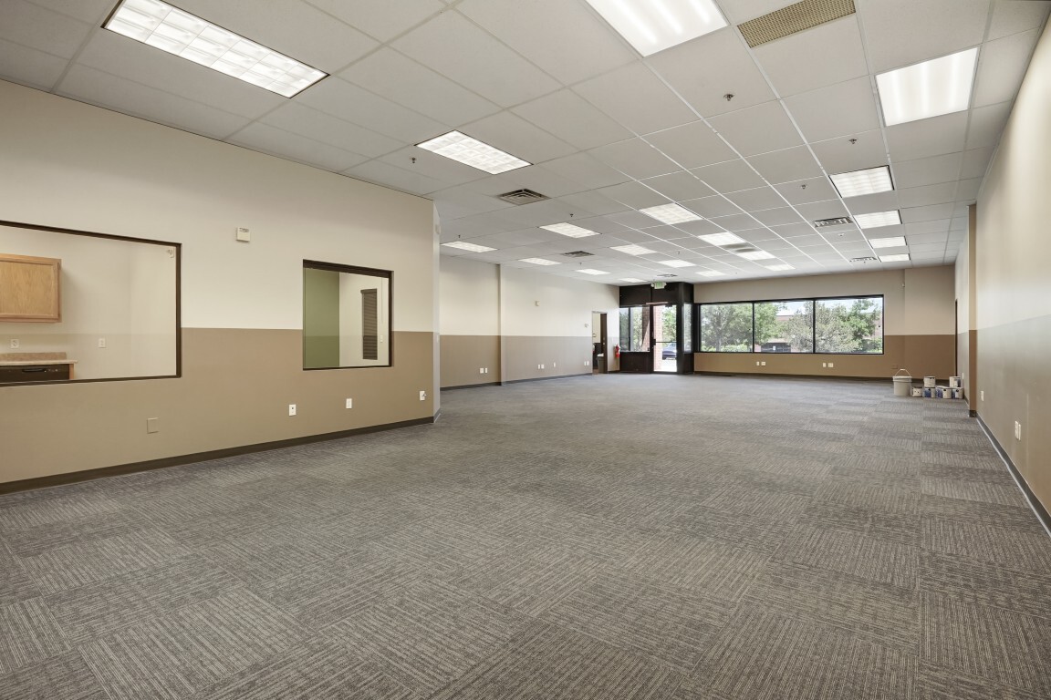 10875 Dover St, Westminster, CO 80021 - Unité 300/400 - - Photo intérieure - Image 2 of 22