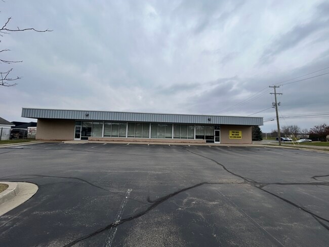 More details for 826 N Martin Luther King Jr Dr, Jackson, MI - Retail for Sale
